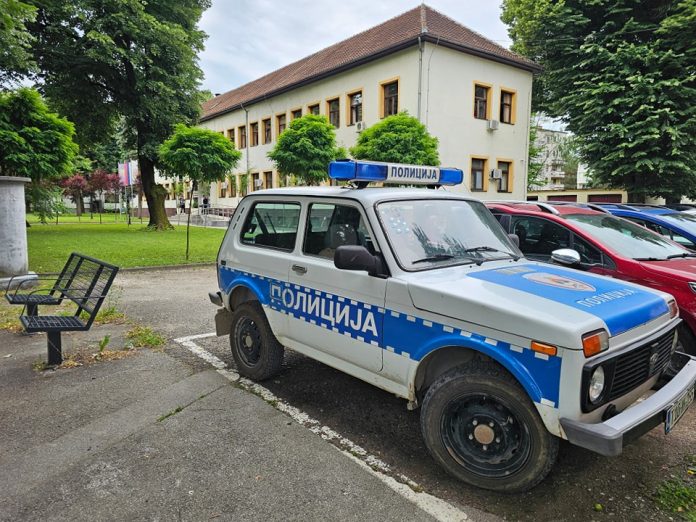 Policija