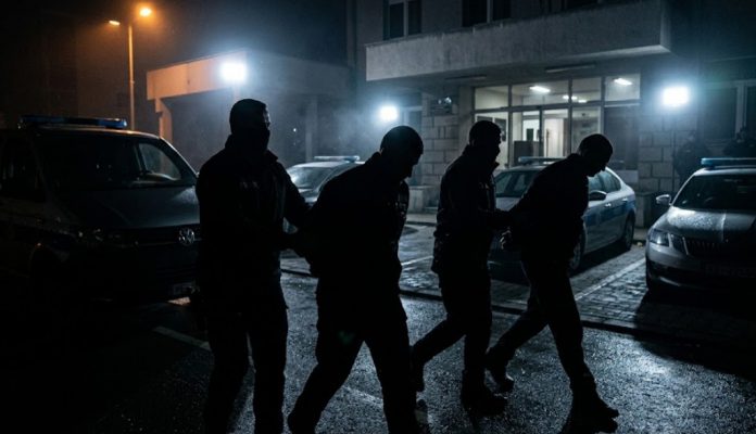 Policija